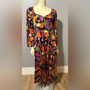 Vintage Dress Maxi 1960s  Flower Power Queens Way To Fashion Floral Purple M